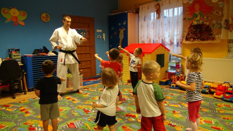 zajecia karate przedszkole gdynia